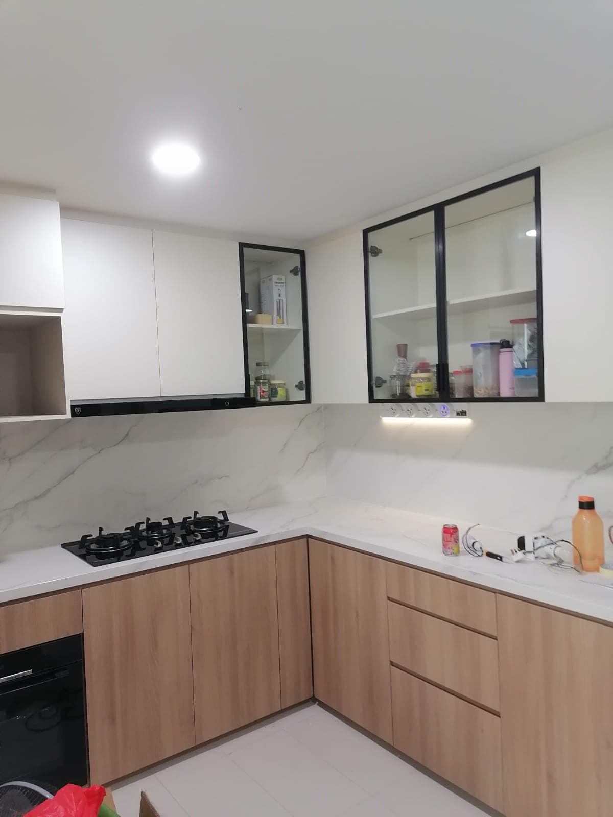 Custom Kitchen Cabinet Making, Installation & Repair in Singapore